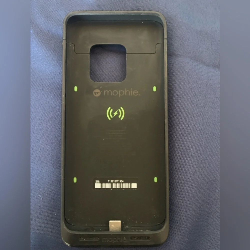 Mophie Galaxy S9 Juice box.